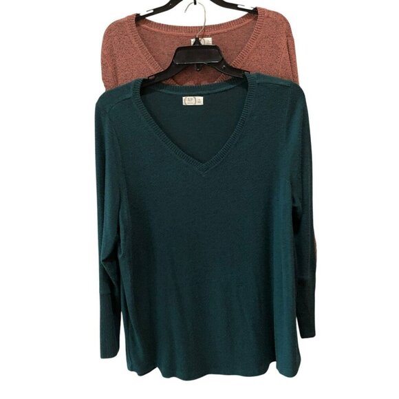 Lot of 2 Maurices 24/7 Womens 1X Green Pink Pullover V Neck Sweaters Tops - Picture 1 of 16